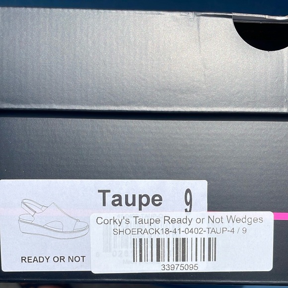 Corky's Taupe Ready or Not Wedges - Picture 9 of 10